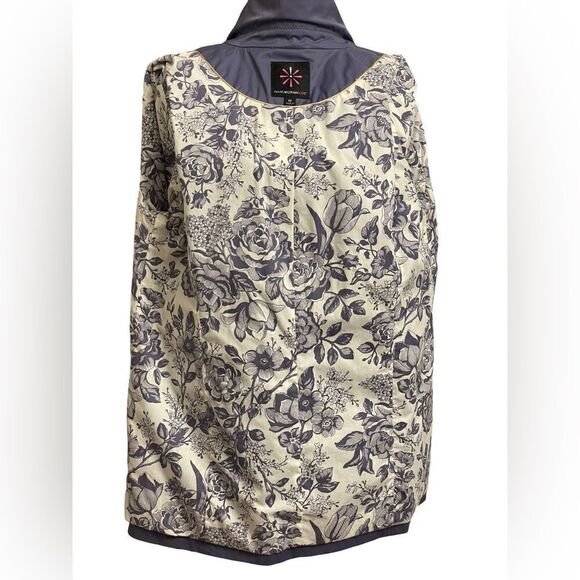 Issac Mizrahi Live Periwinkle Nylon Trench Coat w/Floral Lining (Size: Medium) - Picture 2 of 16